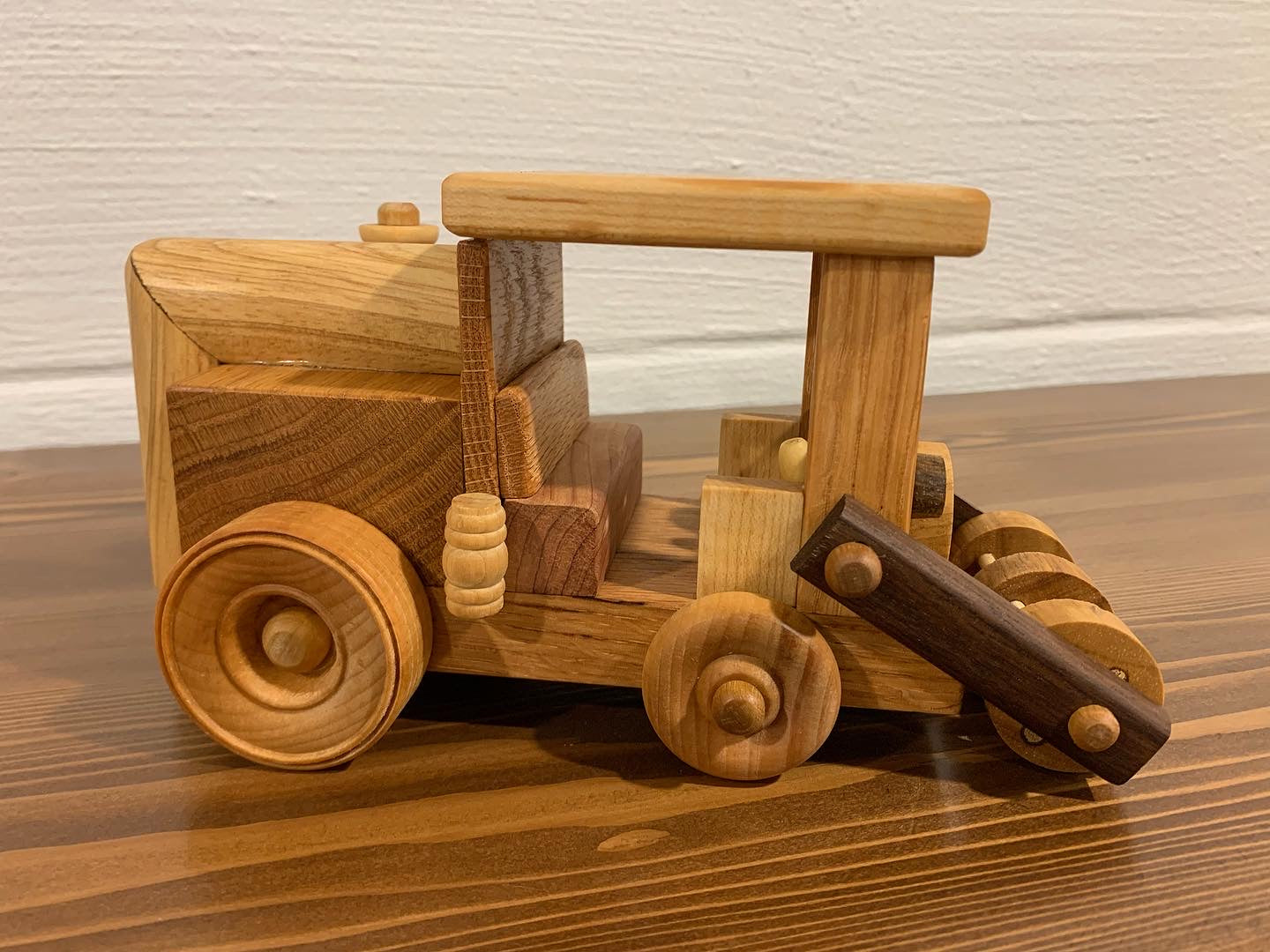 Wooden Harvesting Tractor toy